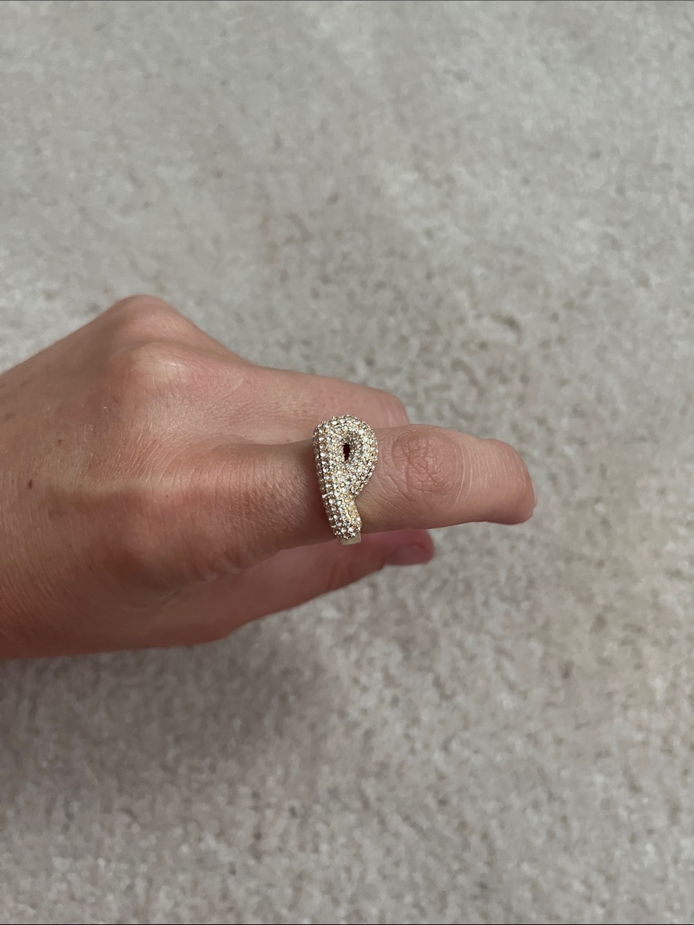 NIB BaubleBar Bubble Initial Ring - Large - Gold/Pavé - Size 7 - Letter ‘P’